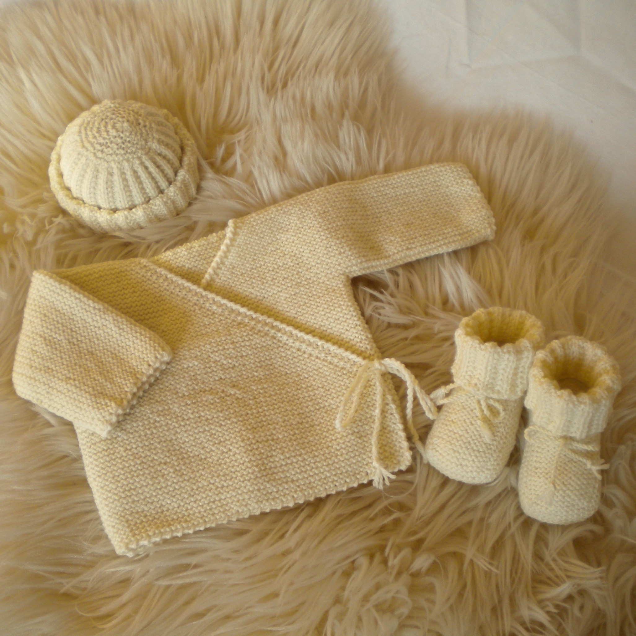 Ensemble Brassiere Uni Ecru Tricote Main En 100 Laine Merinos Naturel