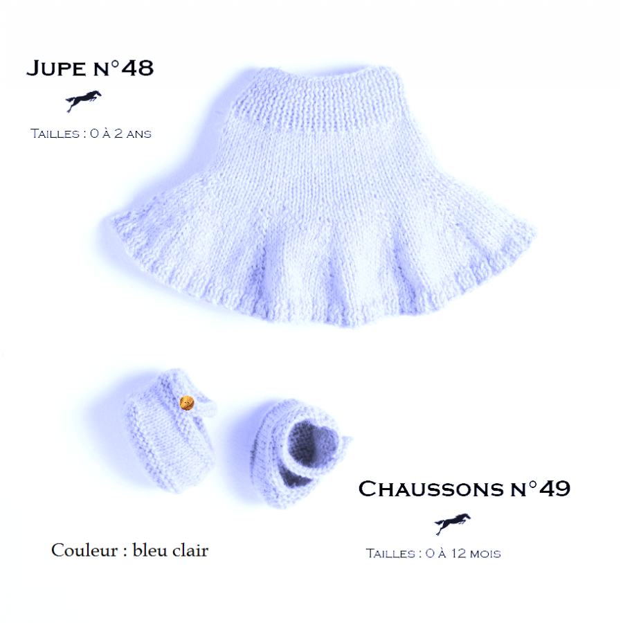 jupe 48 et chaussons 49 bleu clair