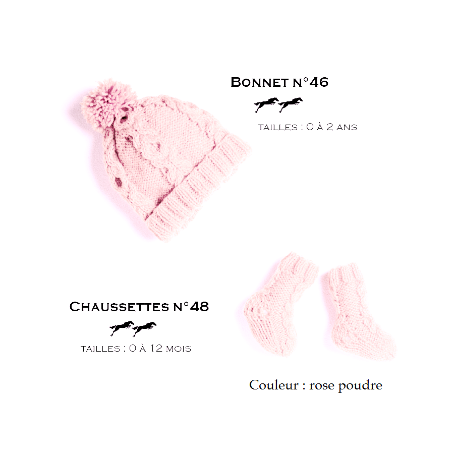 Bonnet et chaussettes rose poudre