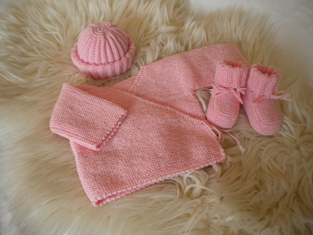 Ensemble Brassiere Uni Rose Tricote Main En 100 Laine Merinos Ensemble Brassiere Uni Rose Tricote Main En 100 Laine Merinos