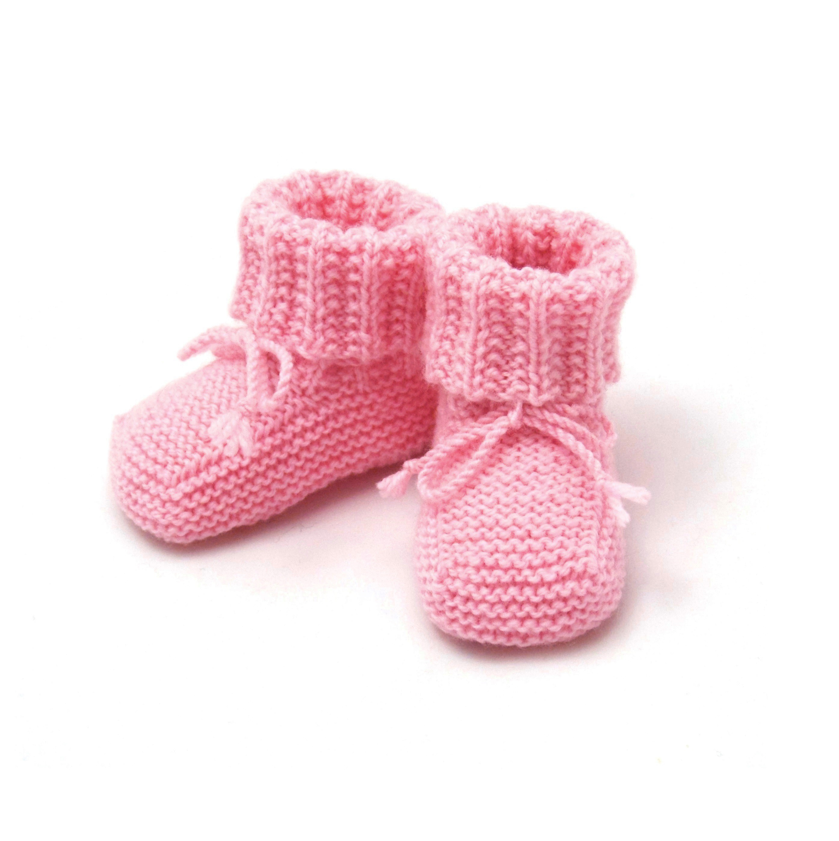 Chaussons Bebe Roses Fille Tricotes A La Main En 100 Laine Merinos