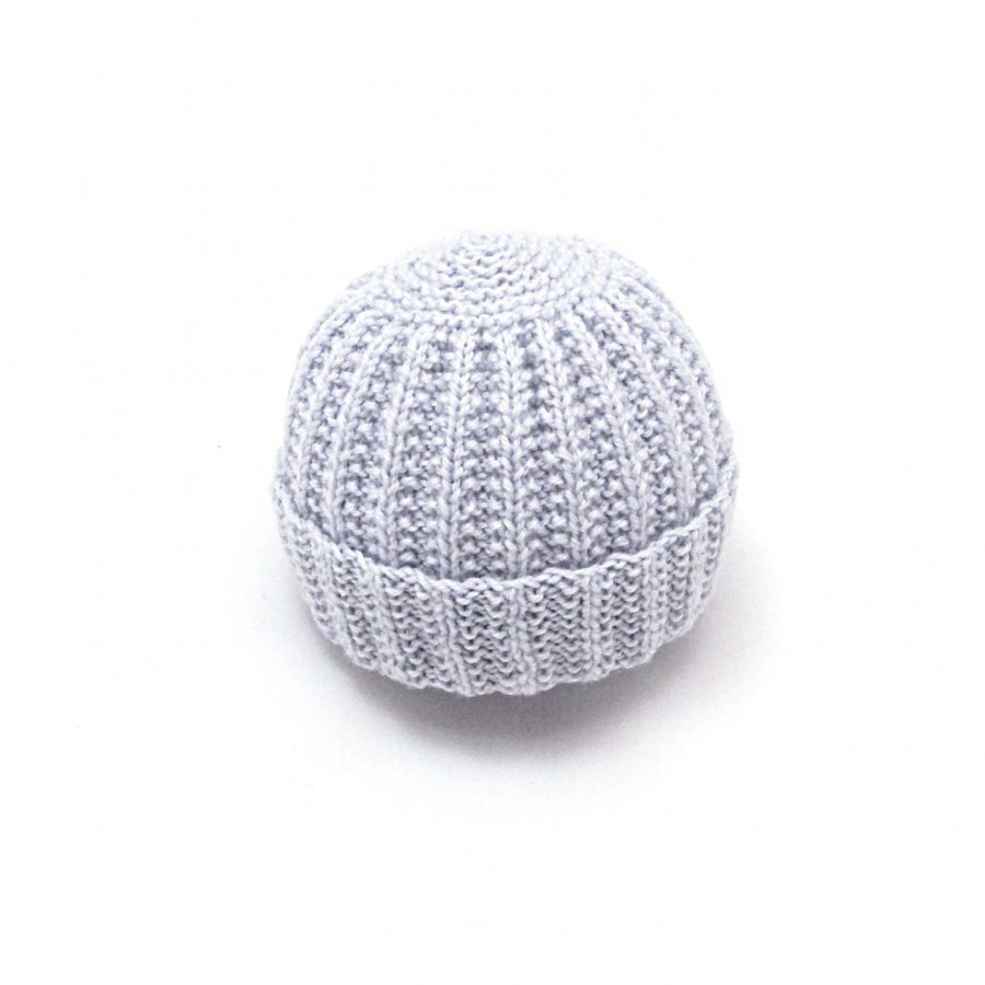 Bonnet rond bébé laine gris clair Bonnet rond bébé laine gris clair